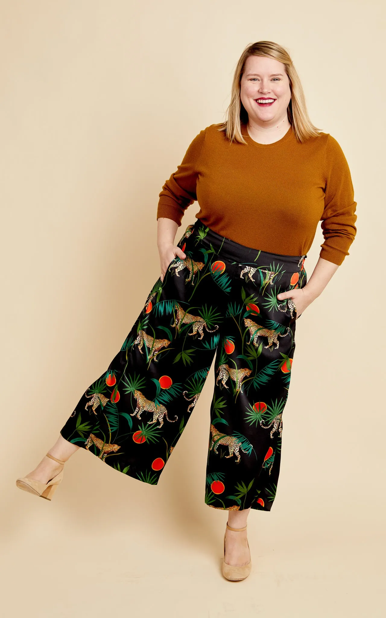 Calder Pants & Shorts 12-32 printed pattern