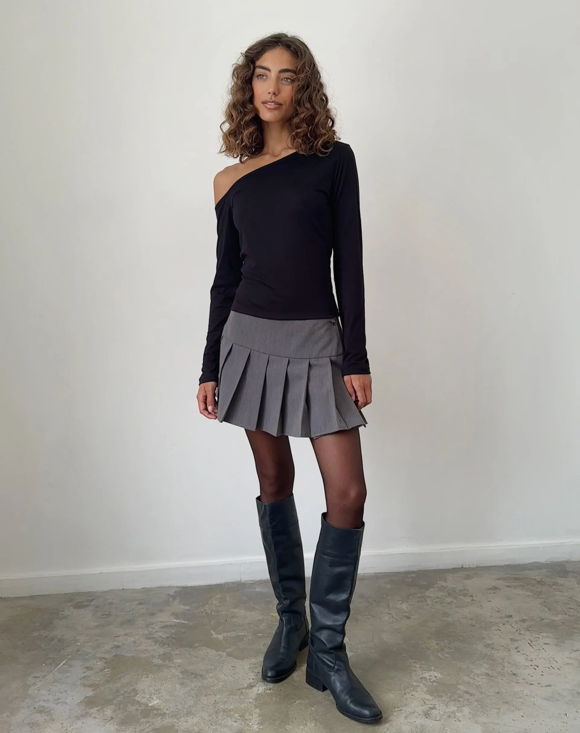 Ledez Asymmetrical Slouchy Top in Black Tissue Jersey