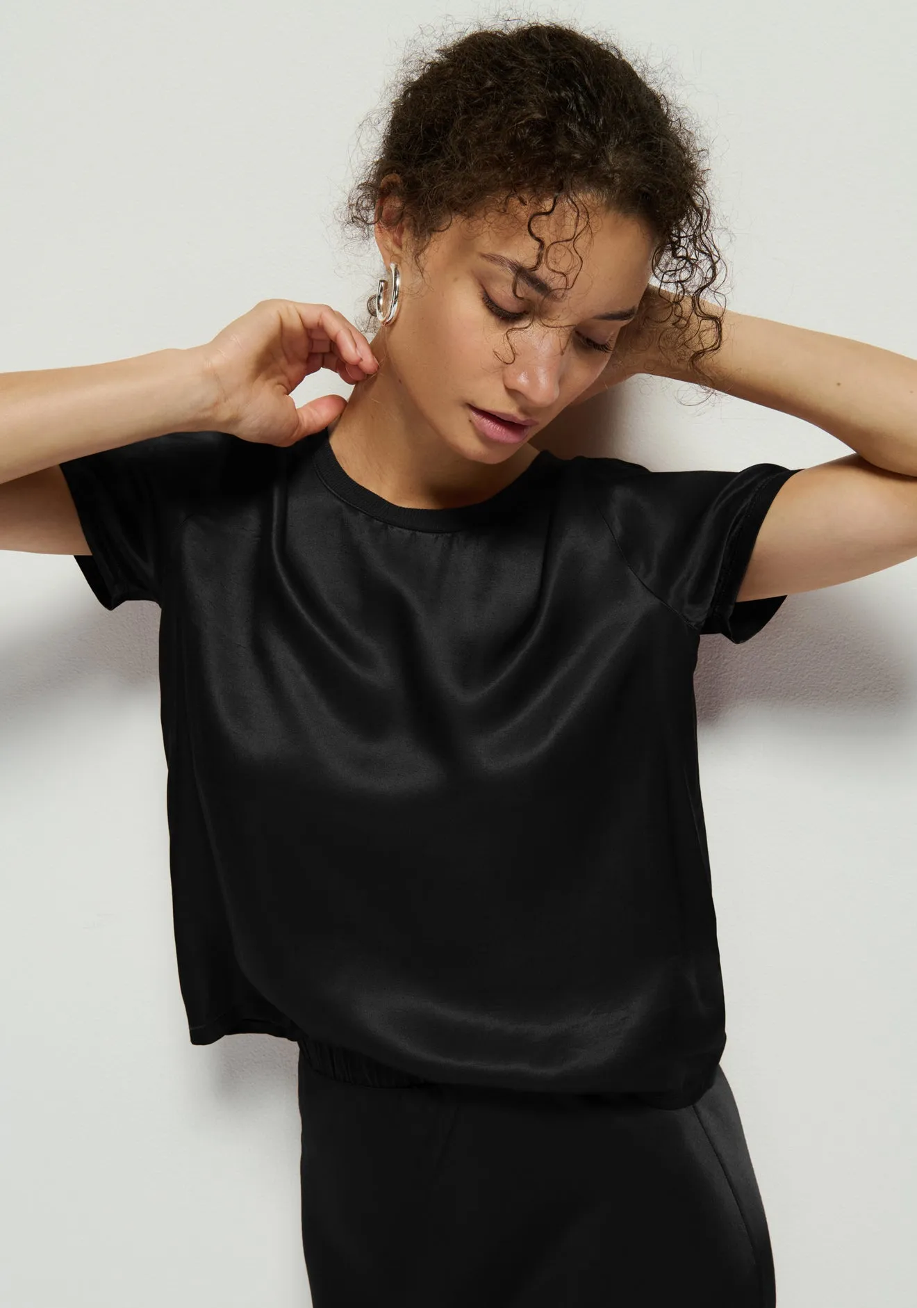 Marie Boxy Crop