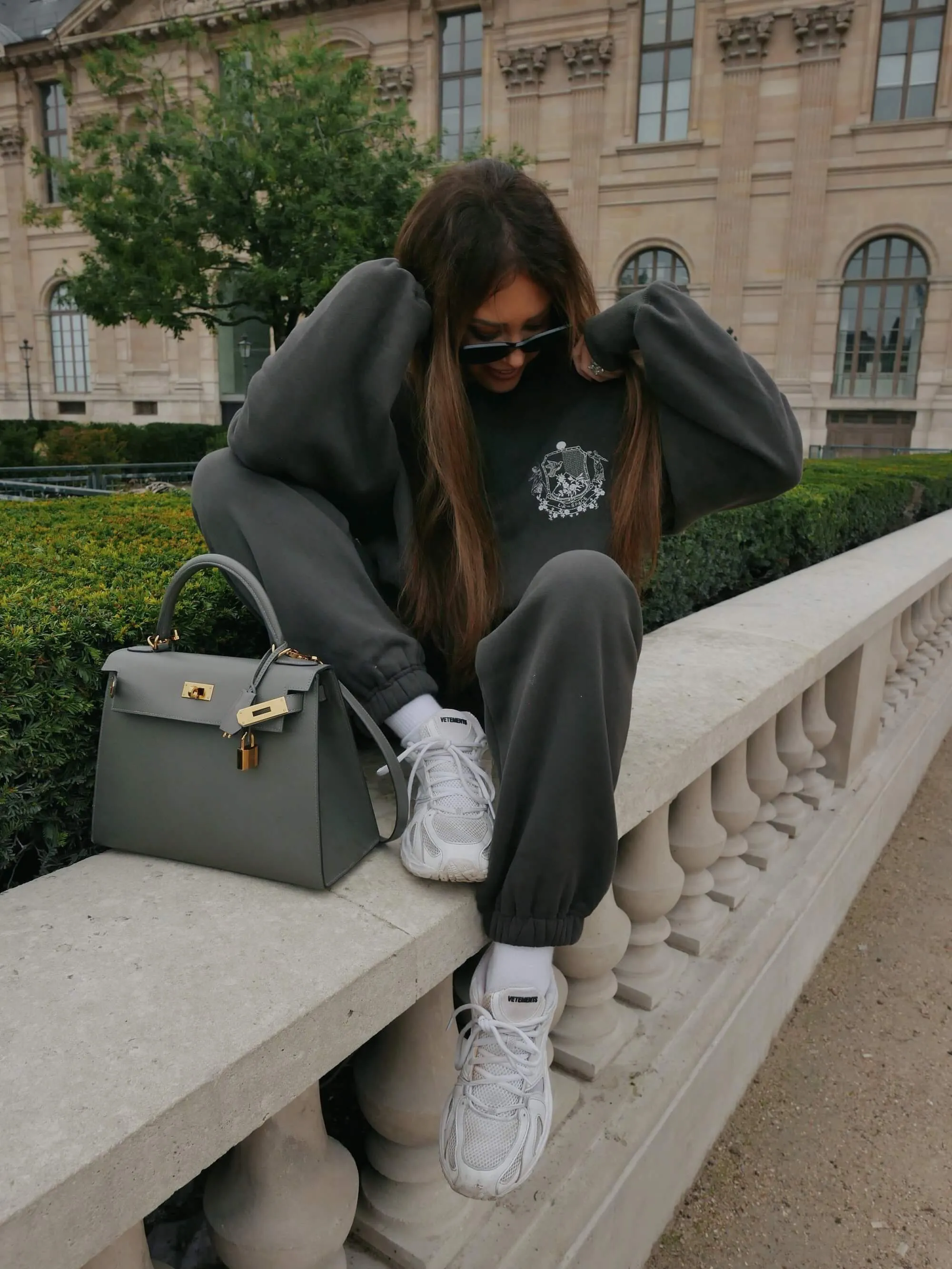 'UNIVERSITE' CROPPED OVERSIZED SWEATSHIRT SLATE GREY